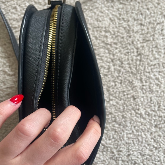 Michael Kors Black Round Crossbody Bag - Picture 5 of 7